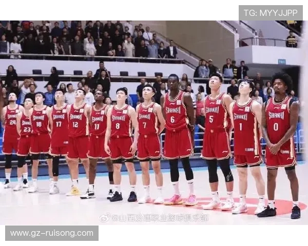 多支强队在季中赛发力展示惊人竞技状态引发球迷广泛热议讨论不断 多支强队在季中赛发力展示惊人竞技状态引发球迷广泛热议讨论不断